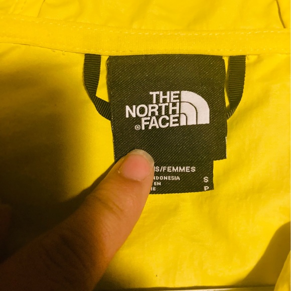 The North Face Yellow and Black windbreaker! - Picture 3 of 4